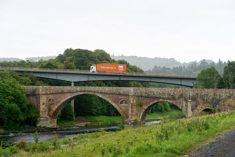1790s stone bridge and modern bridge